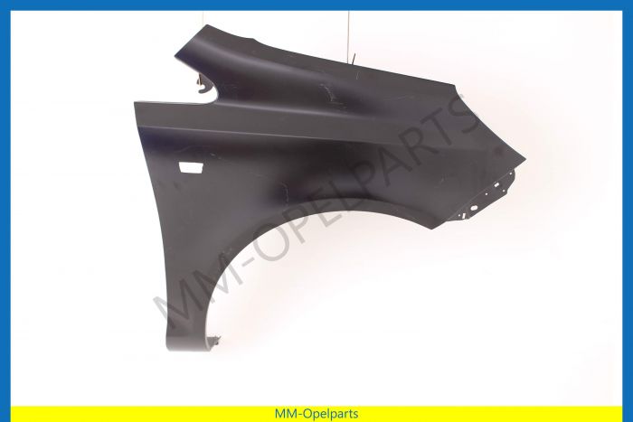 Front wing, right, with hole for side lamp